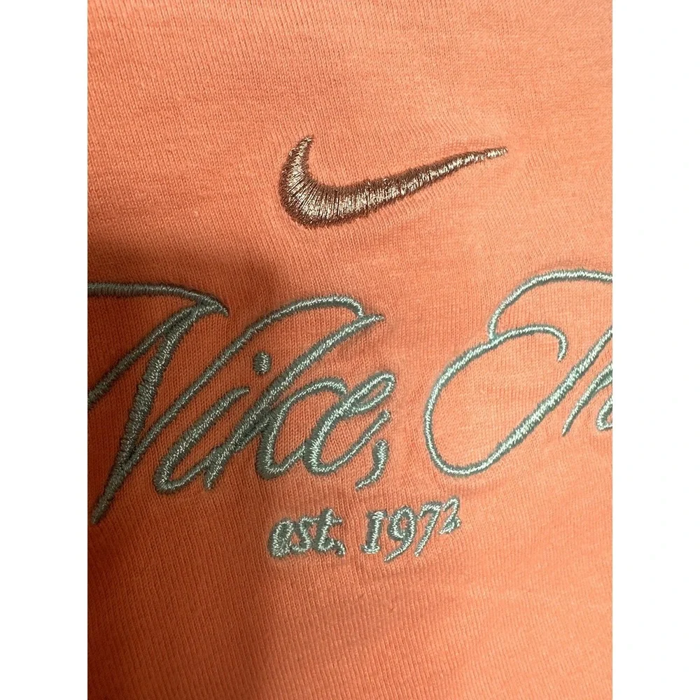 The nike tee crop top size XS t‎ shirt Peach short sleeve logo The Dye RARE